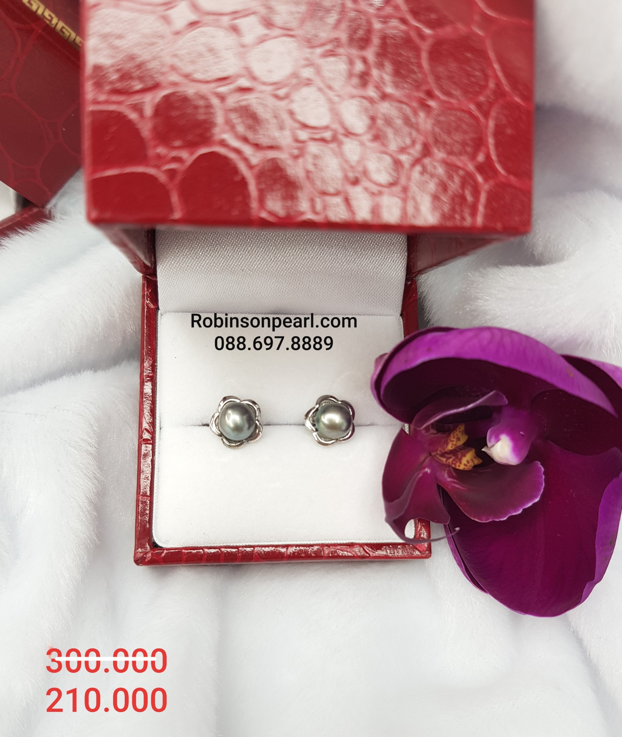 4a7a832eab35736b2a2430.jpg Earring 2 - Image 1