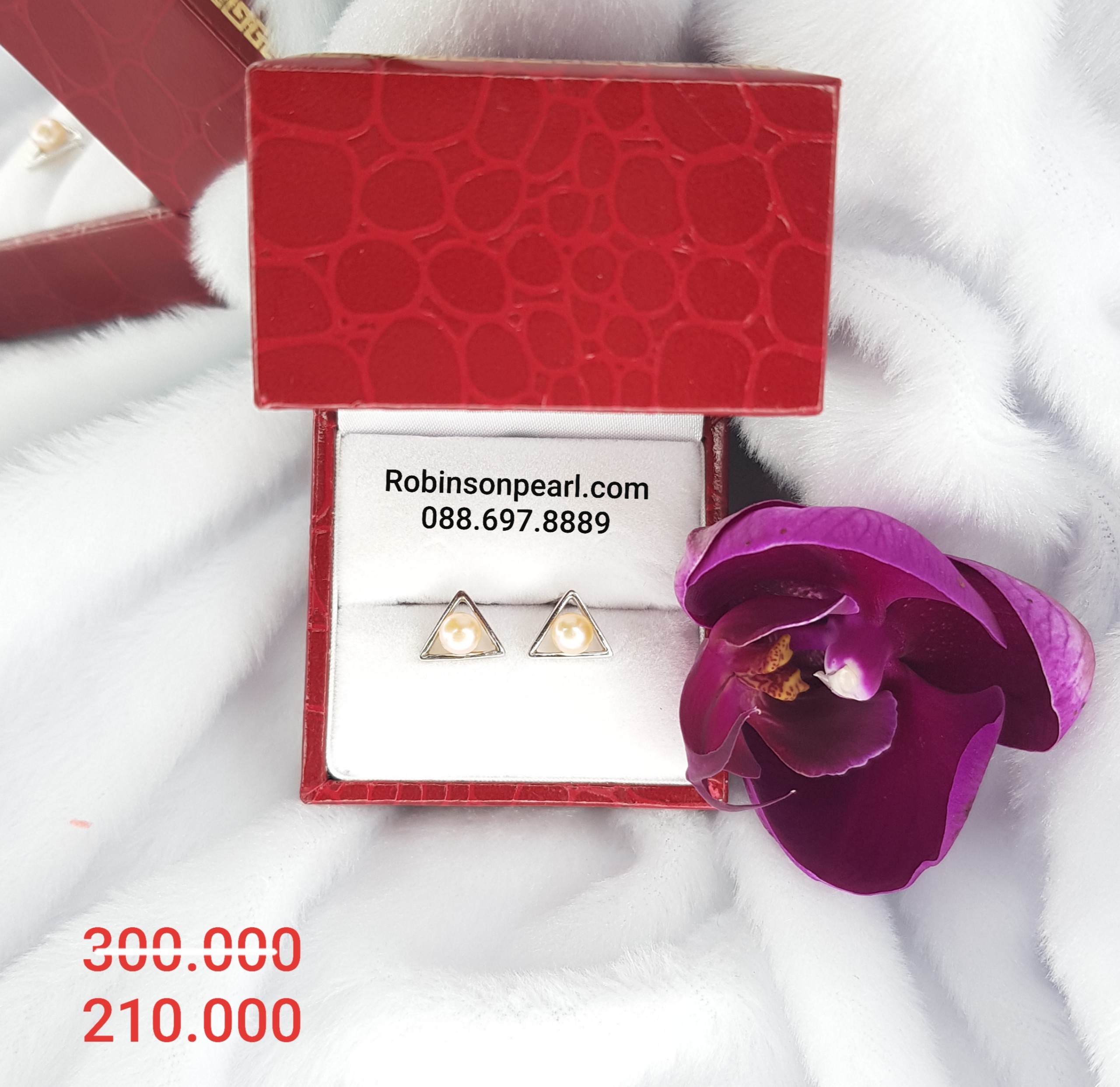 4f304387689cb0c2e98d36.jpg Earring 3 - Image 1