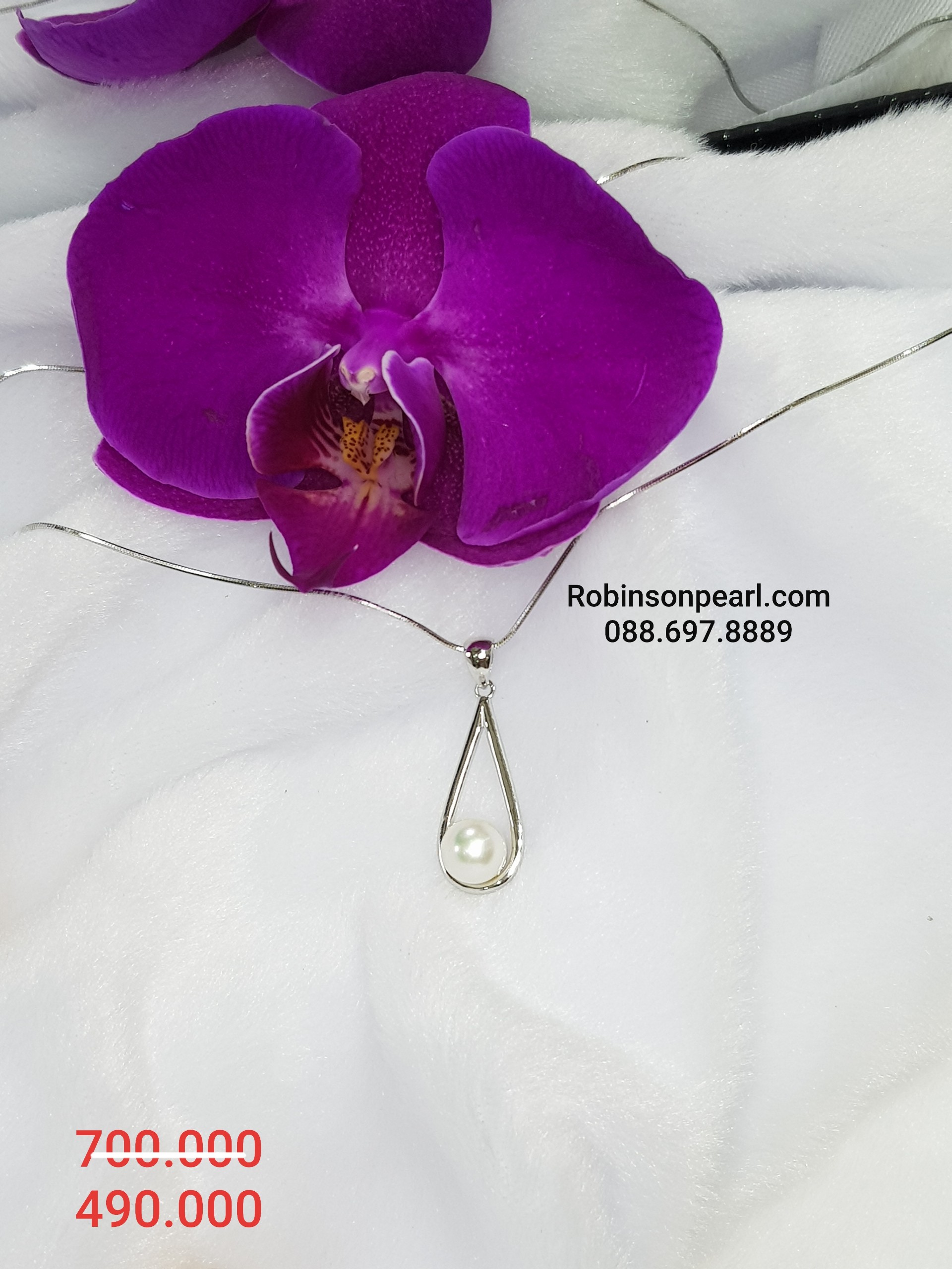 e55954917d8aa5d4fc9b7.jpg Pendant 38 - Image 1